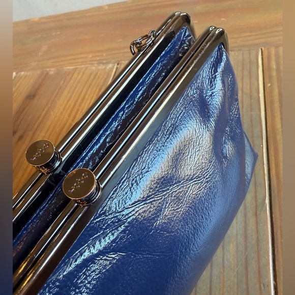 Hobo International Leanne clutch crossbody bag Purse/Wallet Blue Patent Leather - Picture 5 of 17